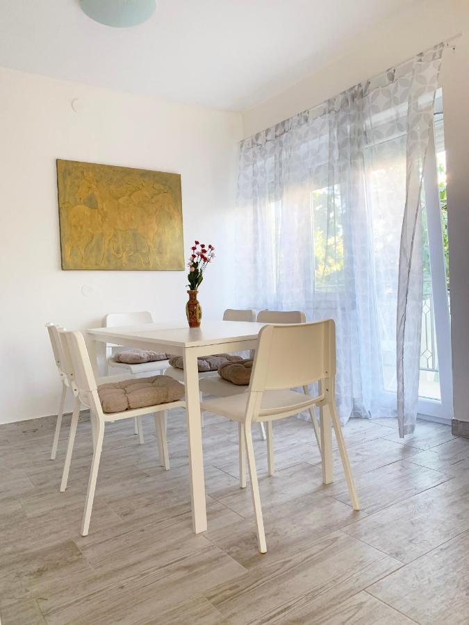 Apartment Gardenview - New! Krk Town Exterior photo
