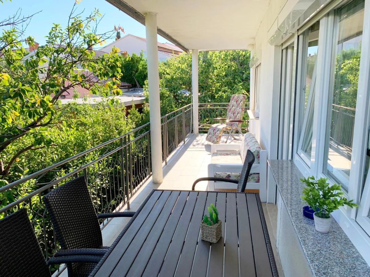 Apartment Gardenview - New! Krk Town Exterior photo